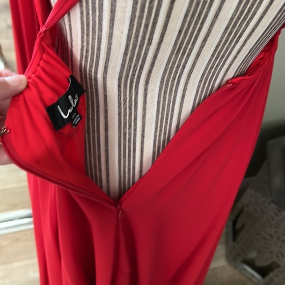 1 hour sale. Lulu’s, red gown criss cross back, xs - Picture 10 of 12